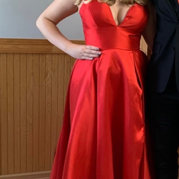 Red Sherri Hill Prom Dress Sz 6 - Picture 1 of 4